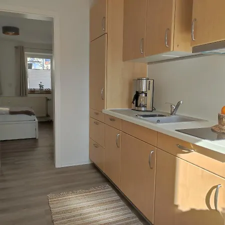 Metter Apartment *